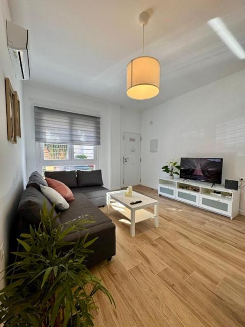Apartamento Jardin Del Mar Малага Екстериор снимка
